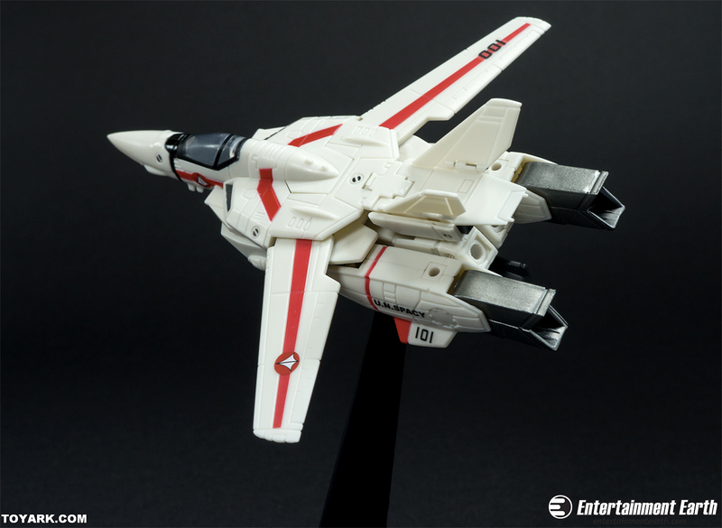 Illustration for article titled These 30th Anniversary 6-Inch Robotech Figures Are Pure Nostalgic Joy